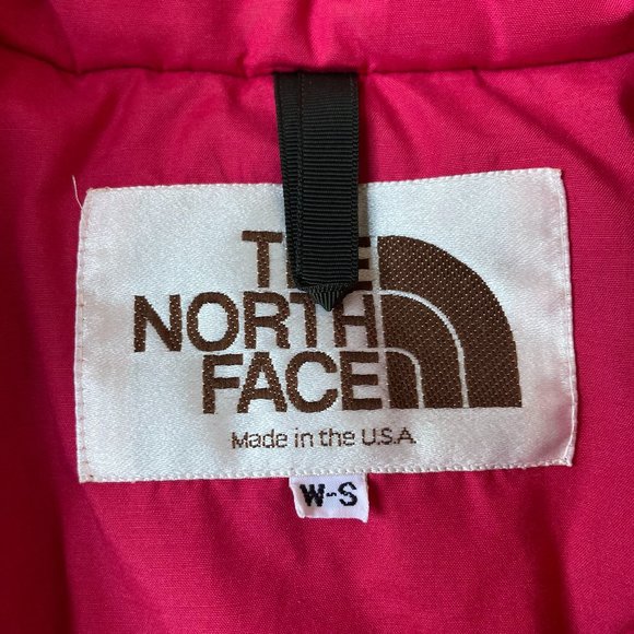 THE NORTH FACE Vintage Pink Puffer Vest M - Picture 10 of 10